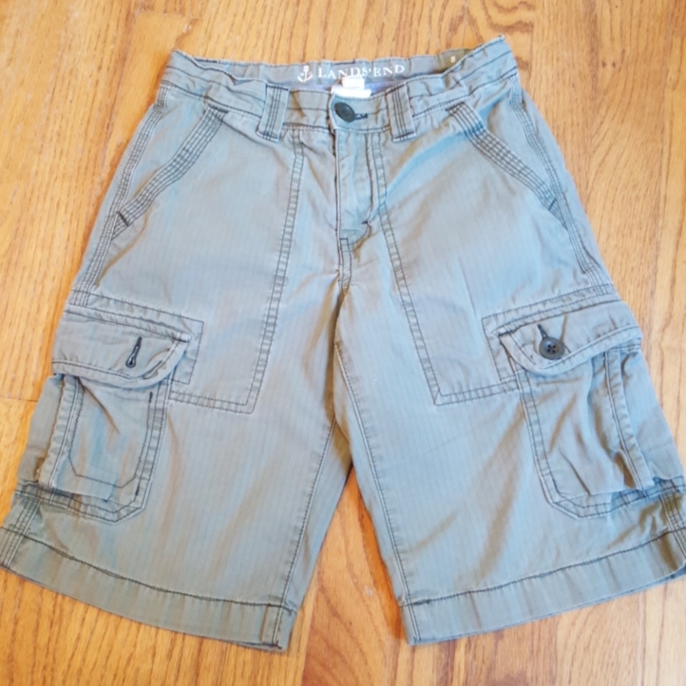 Land's End Army Green Cargo Shorts size 8